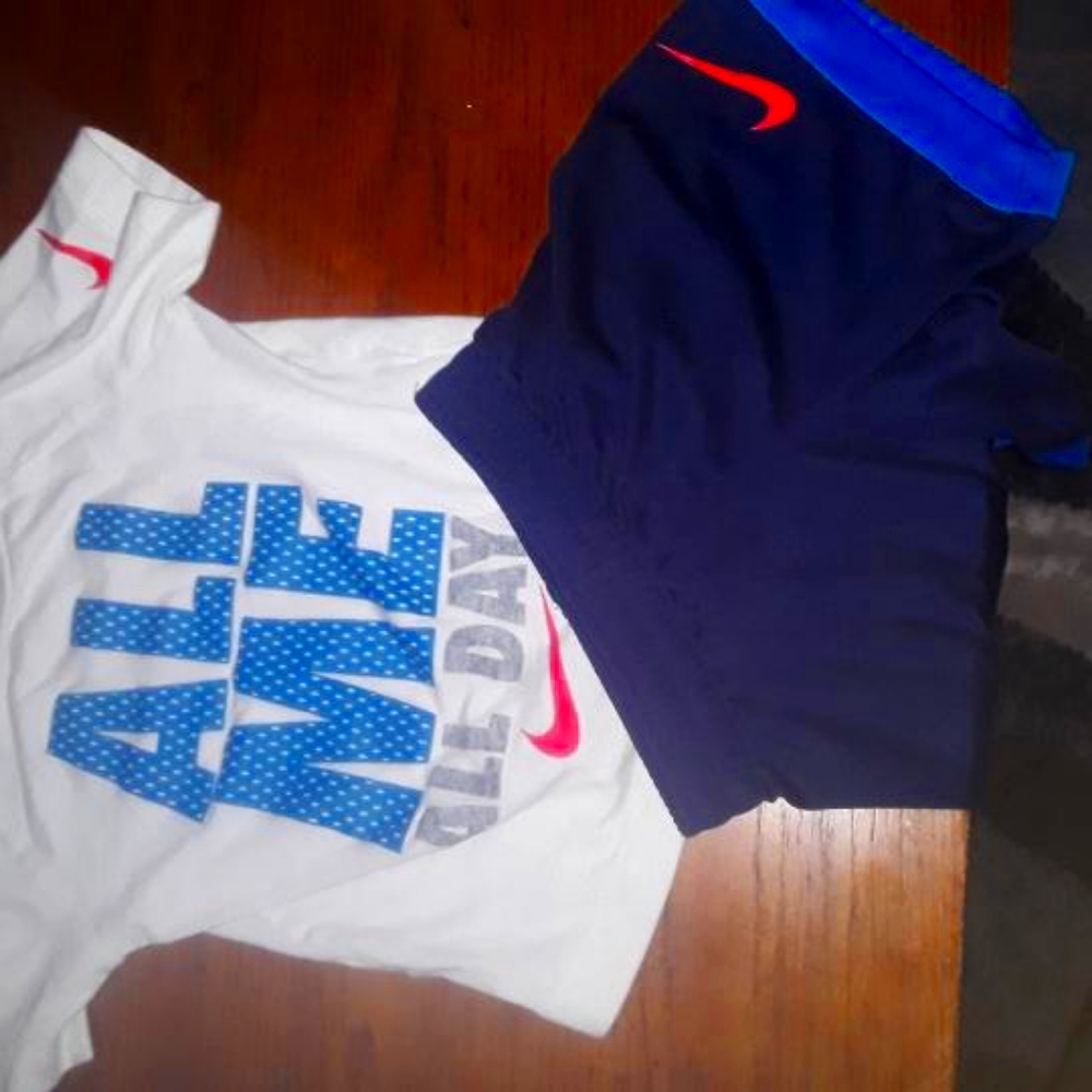 Matching short outfit nike